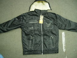 福州荣登贸易 一站式服装服饰批发零售，高档甲克现货热销